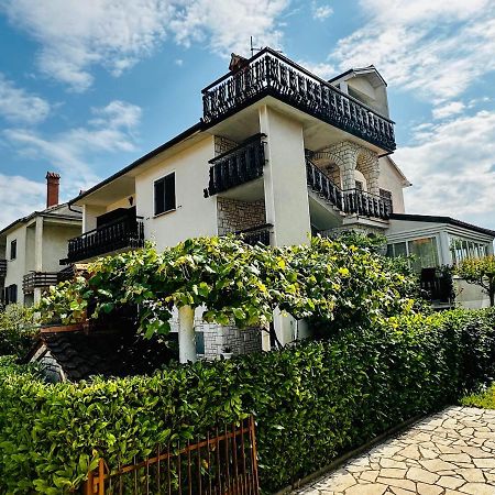 Appartamento Casa Blanca Umago Esterno foto